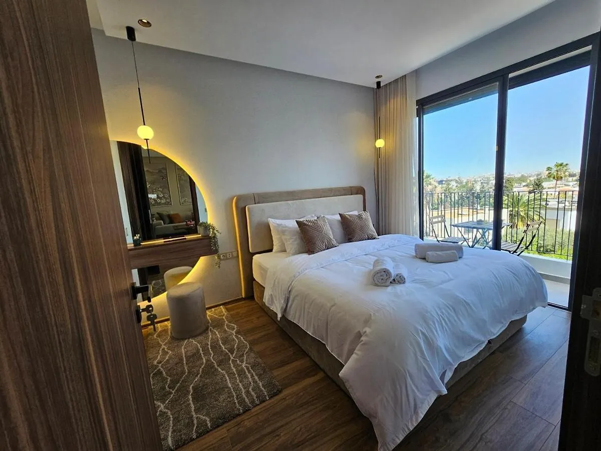 Central Luxurious & Great Location Ultra Fast Wi-Fi In The Heart Of Casablanca Oasis Disrict With A City View Fas